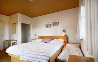 kinderbett-zu-bett-gehen